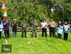 Kodim 0731/Kulon Progo Penanaman Bibit Pohon Sukun di Area Bumi Perkemahan Lembah Bukit Pereng Kutan Jatirejo