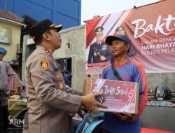 Sambut Hari Bhayangkara ke-79, Polres Pelabuhan Tanjung Perak Gelar Baksos Untuk Paguyuban Bentor dan Tenaga Kuli Bongkar Muat